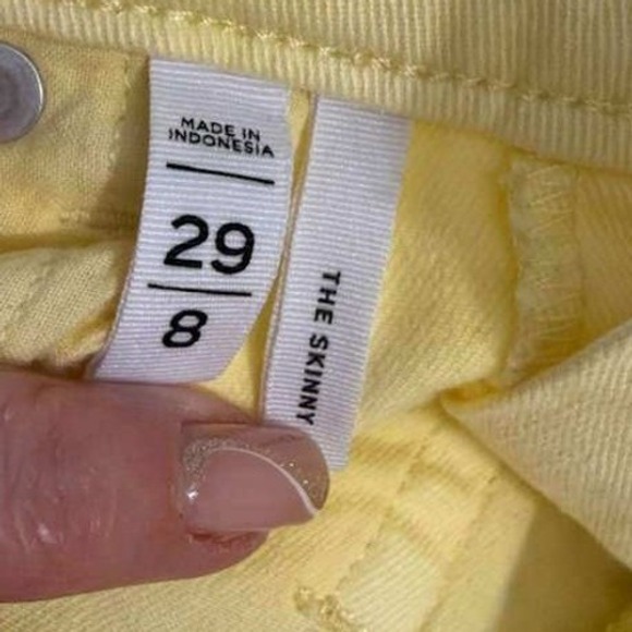 LOFT The Skinny Yellow Cropped Frayed Hem Jeans Women's Size 8 29 - Picture 8 of 9